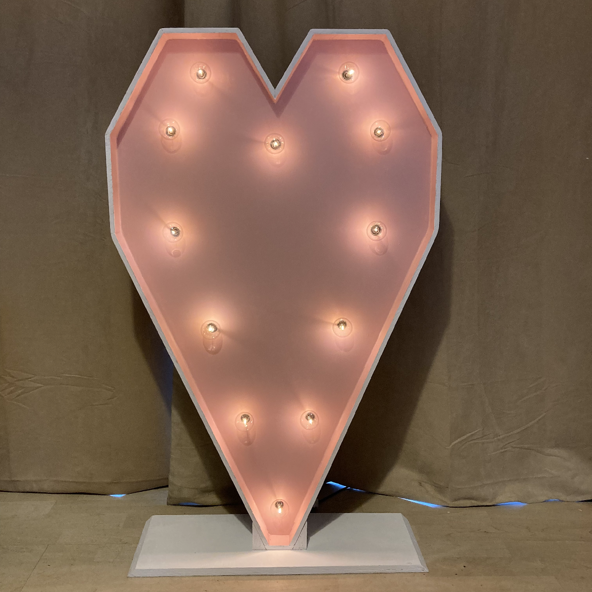 LED PINK HEART Hire for weddings in Kent