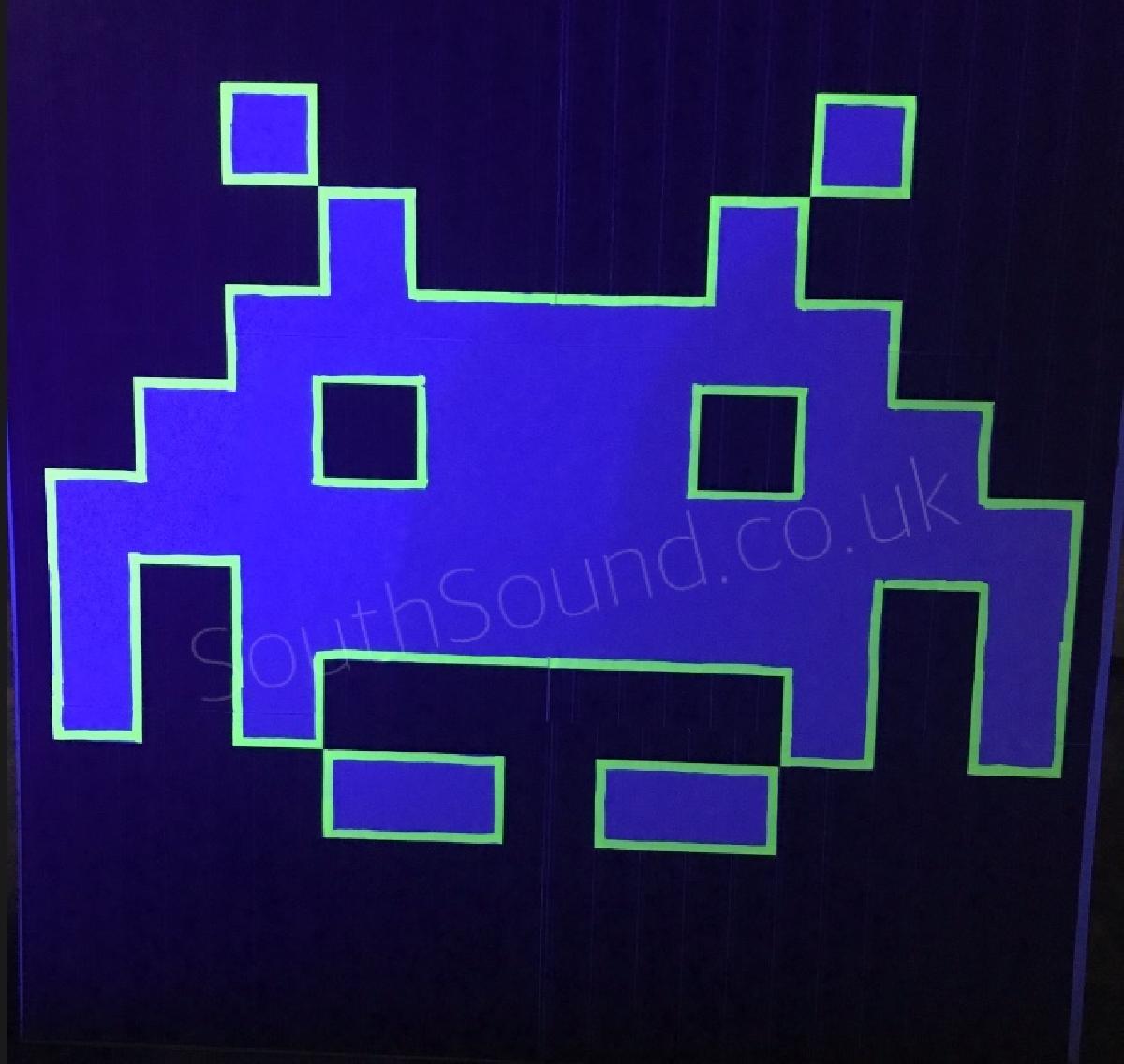 Space invader UV prop